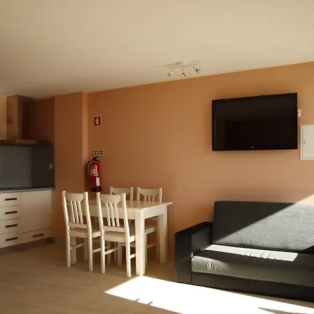 Casa De Lobos *