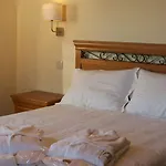 Casa De Lobos *